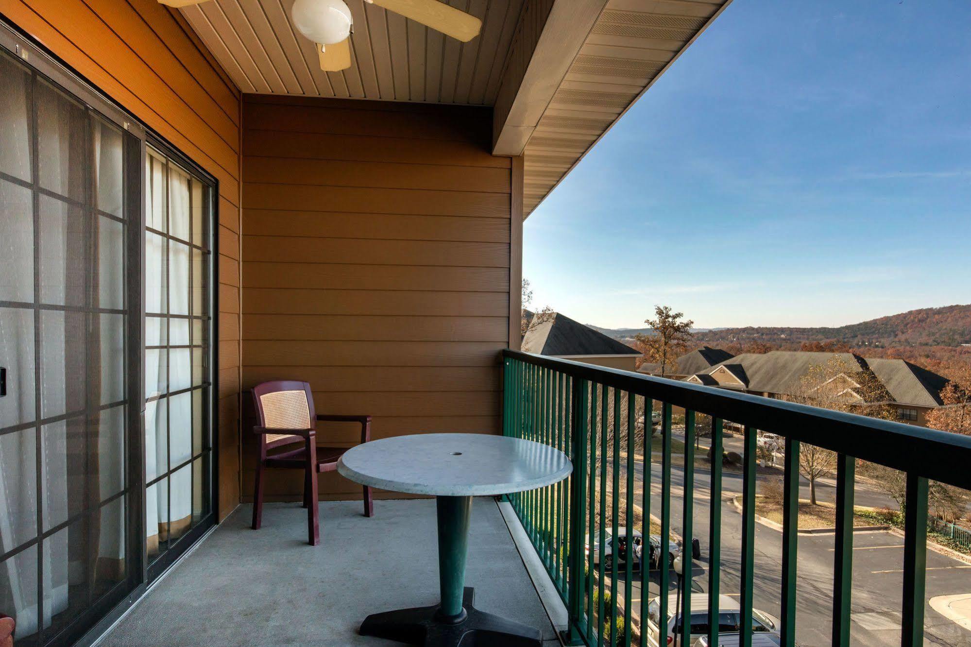 Bluegreen Vacations The Falls Village, An Ascend Resort Брэнсон Экстерьер фото